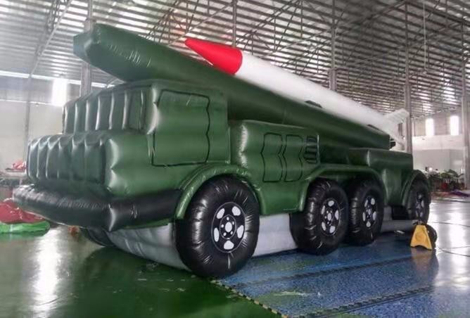 三河迷彩导弹车